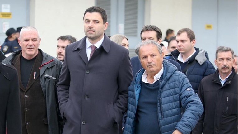 Bernardić: Ostaje li Vukovar i dalje grad slučaj koji služi za obračune?